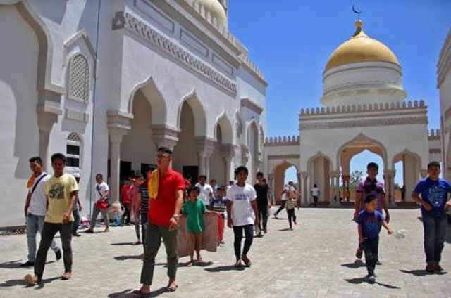 菲律賓穆斯林慶祝清真古寺六百歲