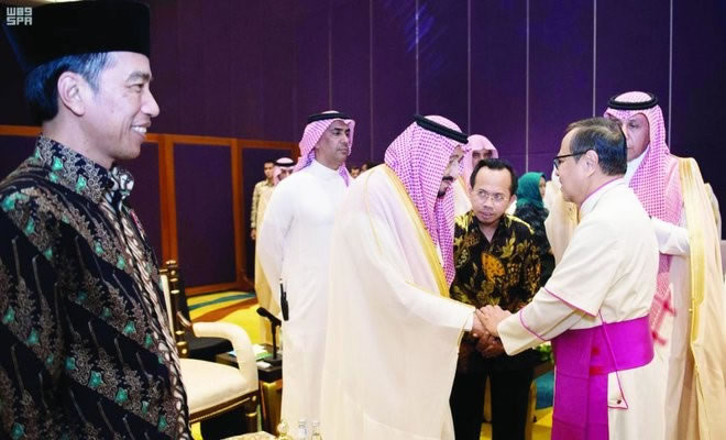 沙特國王訪問印尼接見各宗教領袖