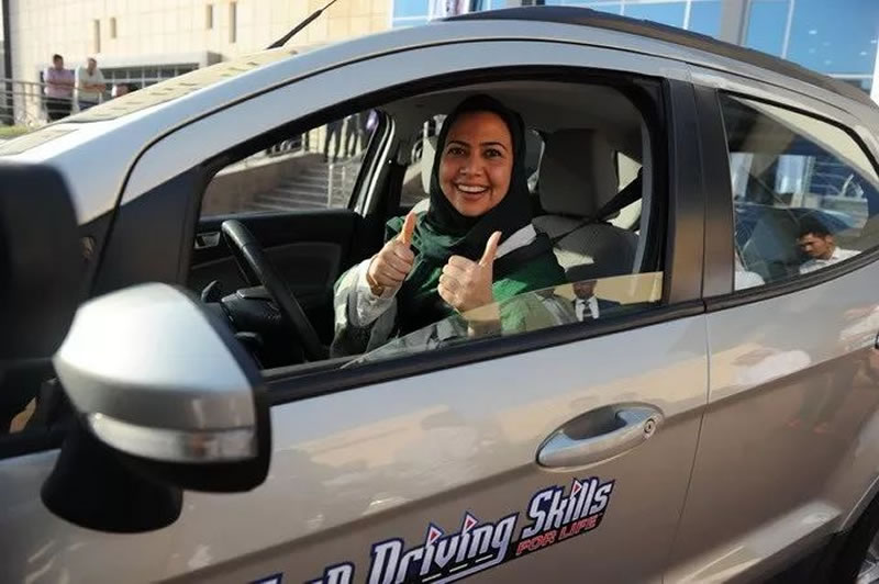 沙特宣告結束禁止女性駕車的傳統