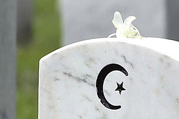 美國：穆斯林墓地引發的宗教信仰自由爭論