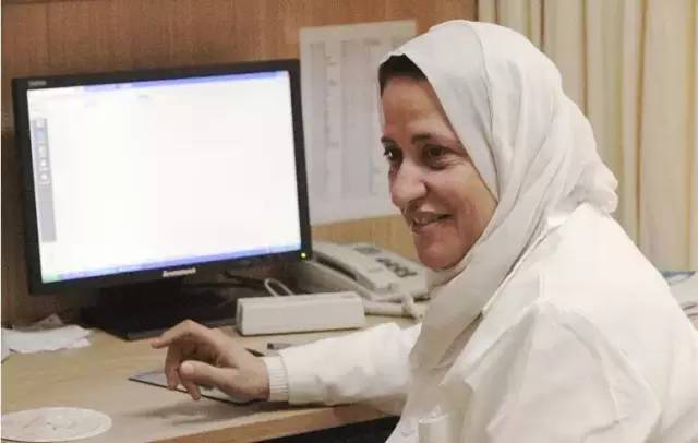美國婦產科醫生奧莉富雅皈依伊斯蘭的故事